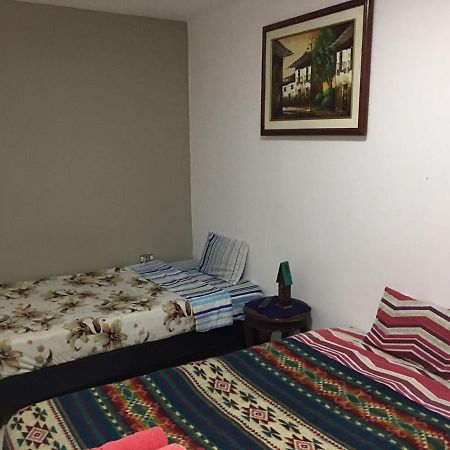 The Backpacker Hostal Ibarra Exterior photo