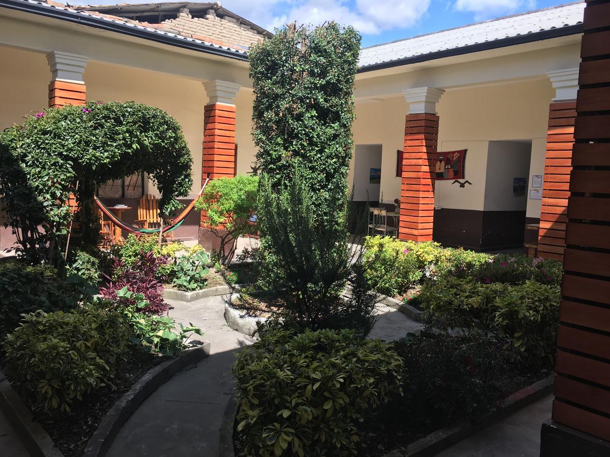 The Backpacker Hostal Ibarra Exterior photo