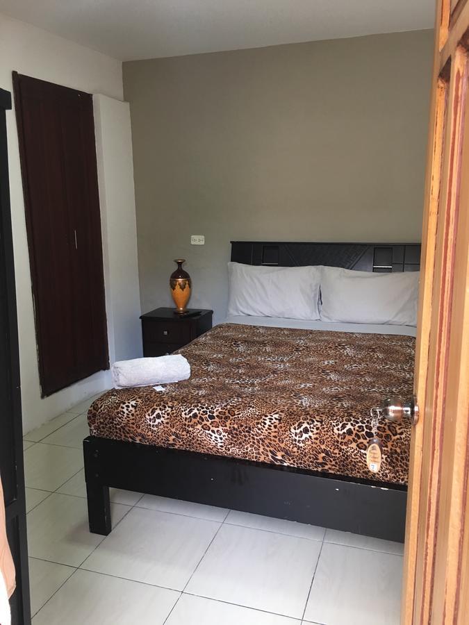 The Backpacker Hostal Ibarra Exterior photo